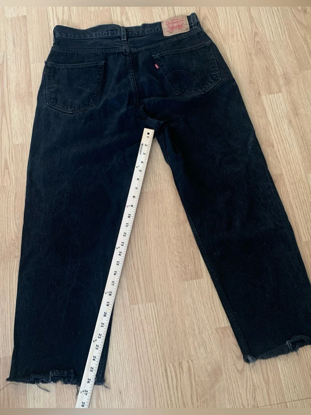 VTG Levi’s 550 Relaxed Fit 100% Cotton Black Row Hem Y2K 90s 36x30 Hipster